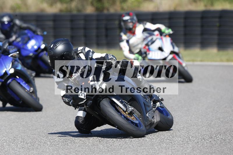 Archiv-2025/49 26.08.2025 Cornu Master School ADR/rot-rouge/34